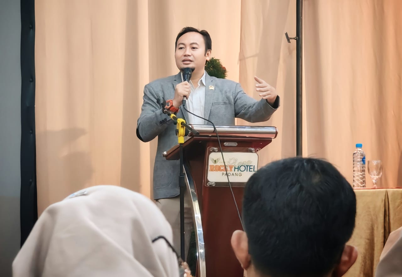 Rahmat Saleh Empat Pilar