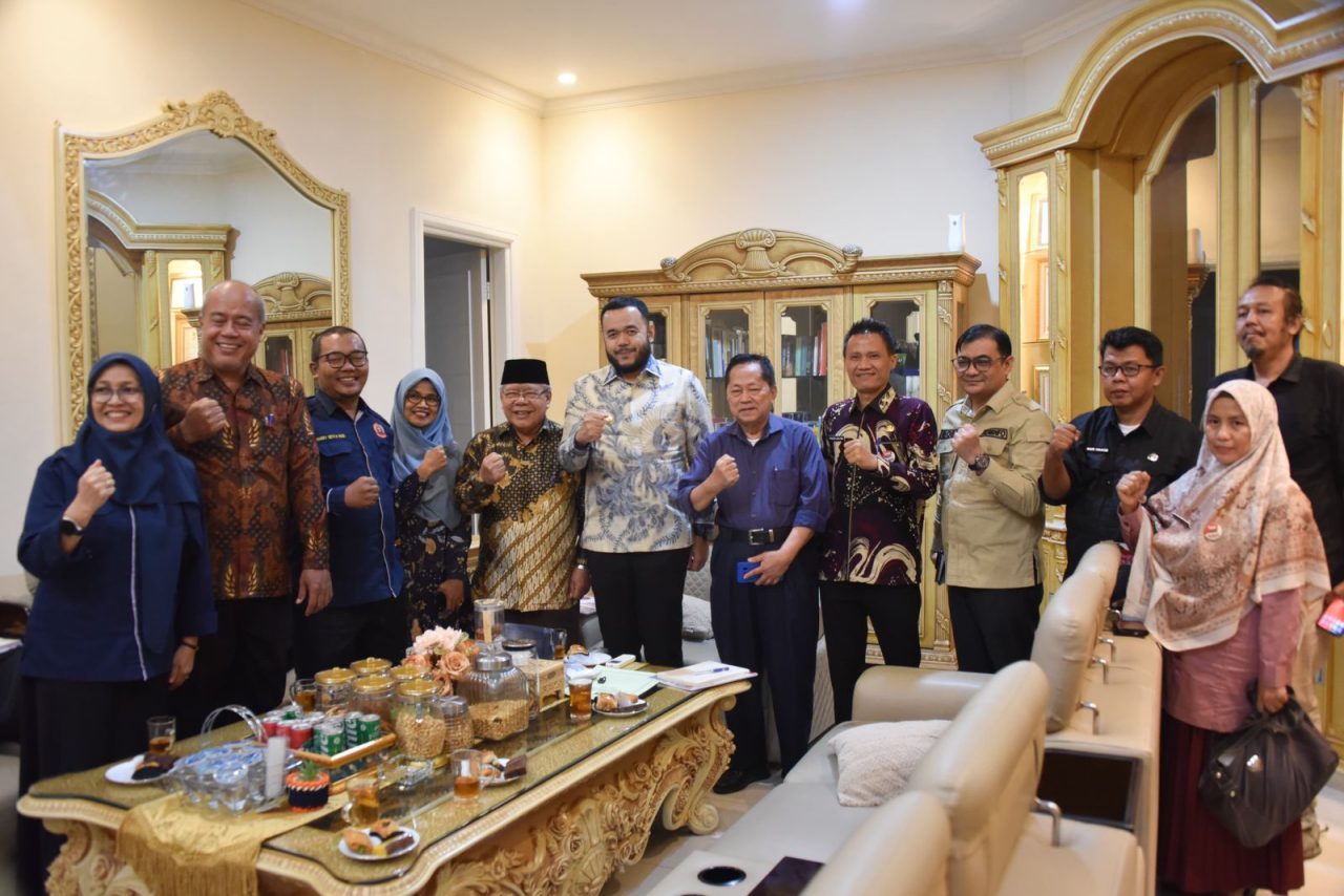 sistem-pengelolaan-sampah-berbasis-iot:-upaya-padang-wujudkan-smart-city