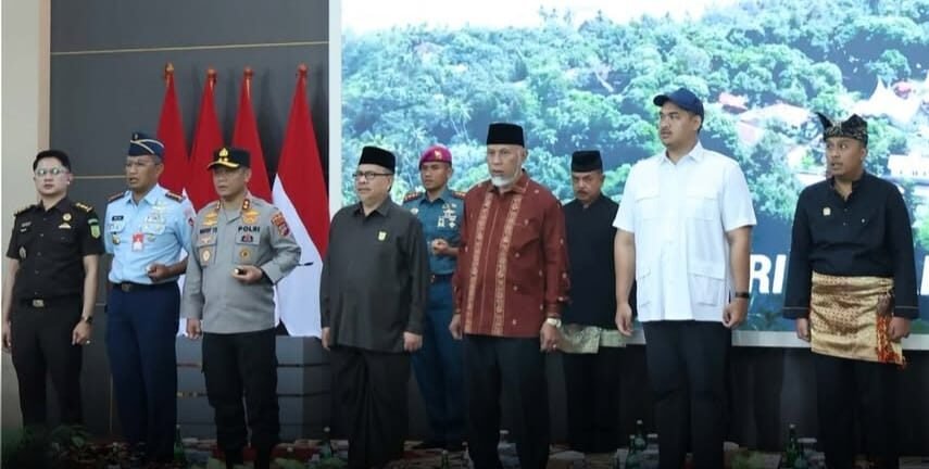 hadiri-pelantikan-pengurus-ipsi-sumbar,-ketua-dprd-sumbar-dukung-pengembangan-pencak-silat