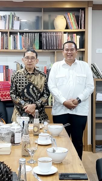 tabuik-piaman-sukses-datangkan-200-ribu-wisatawan,-wali-kota-pariaman-diundang-menteri-kebudayaan-ke-jakarta tabuik-piaman-sukses-datangkan-200-ribu-wisatawan,-wali-kota-pariaman-diundang-menteri-kebudayaan-ke-jakarta