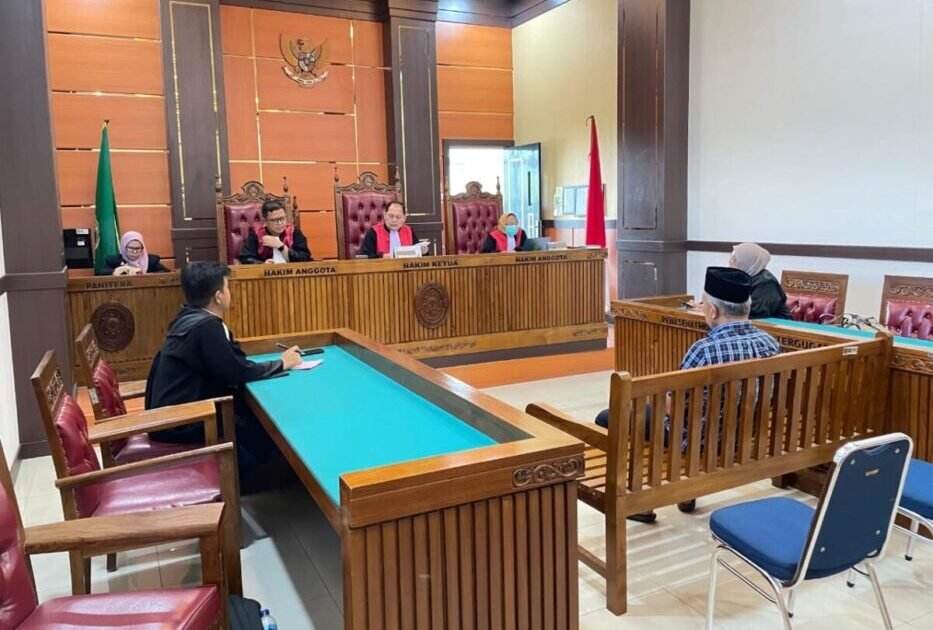 kasus-korupsi-seragam-sekolah-lima-puluh-kota:-mantan-kabid-disdik-divonis-2,5-tahun-penjara