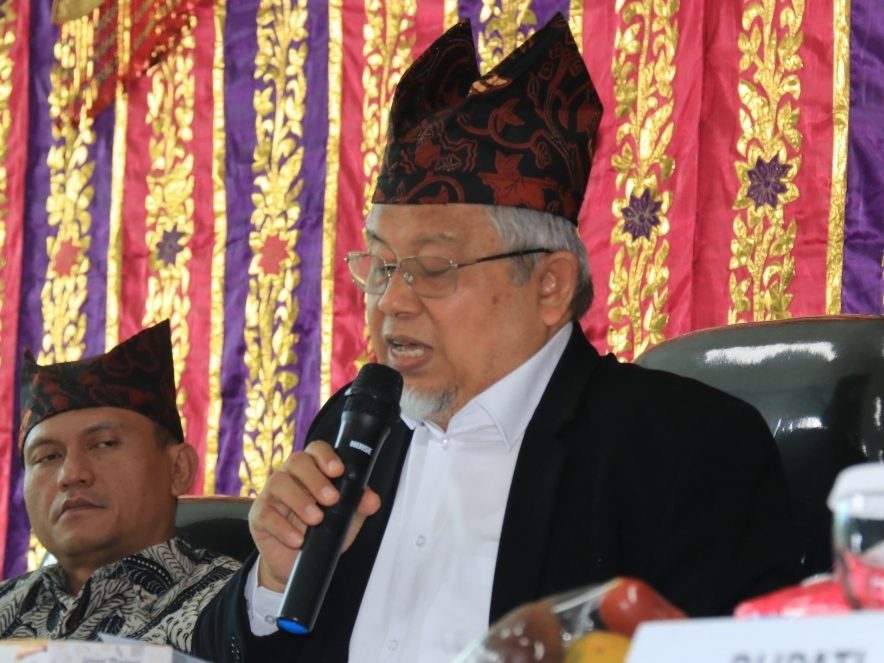 anggota-komisi-viii-dpr-ri-apresiasi-layanan-jemaah-lansia-di-embarkasi-padang