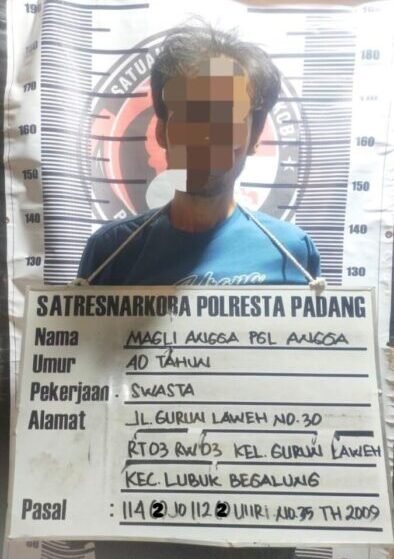 seorang-pria-di-padang-ditangkap-dalam-kamar-kos,-terancam-penjara-seumur-hidup seorang-pria-di-padang-ditangkap-dalam-kamar-kos,-terancam-penjara-seumur-hidup