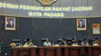 dprd-dan-pemko-bahas-kua-ppas-2026,-pad-kota-padang-2026-ditargetkan-tembus-rp1-triliun dprd-dan-pemko-bahas-kua-ppas-2026,-pad-kota-padang-2026-ditargetkan-tembus-rp1-triliun