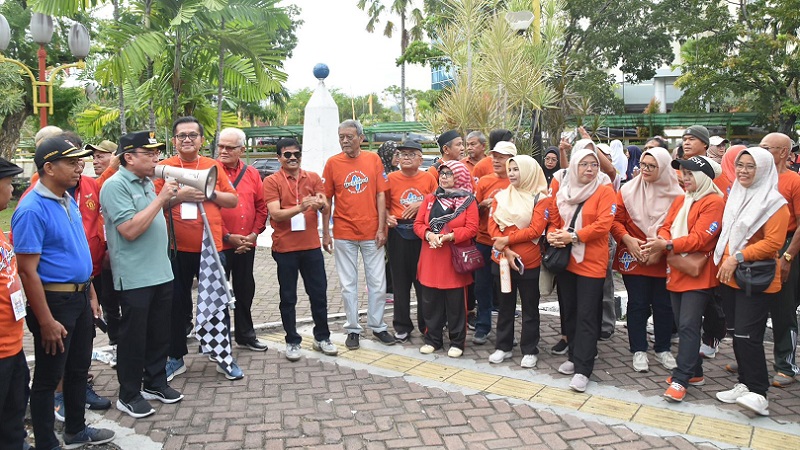 wawako-padang-harap-adanya-orang-tua-asuh-dari-ikasempat-untuk-anak-kurang-mampu wawako-padang-harap-adanya-orang-tua-asuh-dari-ikasempat-untuk-anak-kurang-mampu