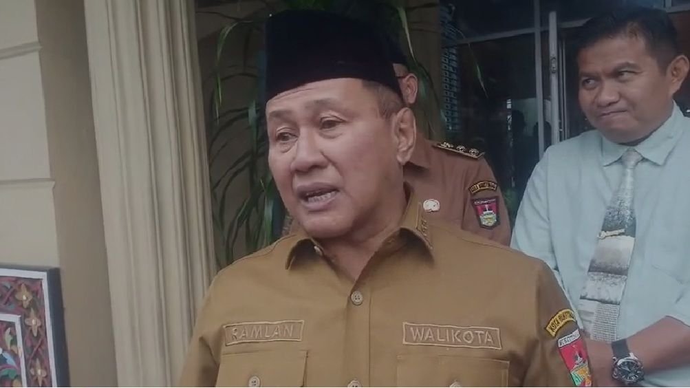 wali-kota-bukittinggi-tanggapi-aksi-warga-gembok-sekolah-imbas-ppdb