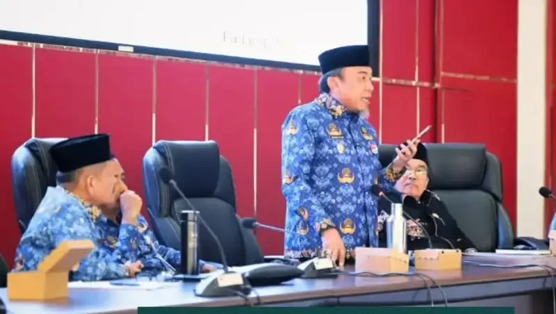 imam-masjid-besar-di-11-kecamatan-kota-padang-akan-diberikan-insentif imam-masjid-besar-di-11-kecamatan-kota-padang-akan-diberikan-insentif