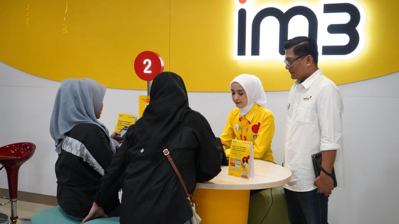 indosat-rayakan-harpelnas-2025-dengan-berbagai-hadiah-spesial-untuk-pelanggan indosat-rayakan-harpelnas-2025-dengan-berbagai-hadiah-spesial-untuk-pelanggan