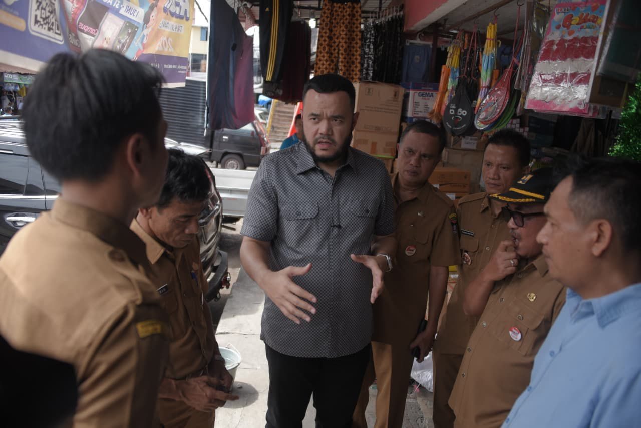 wali-kota-padang-tinjau-progres-revitalisasi-pasar-raya-blok-a-dan-pembangunan-pasar-ulak-karang wali-kota-padang-tinjau-progres-revitalisasi-pasar-raya-blok-a-dan-pembangunan-pasar-ulak-karang