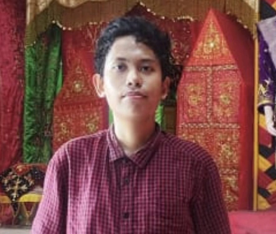 “sajak-tafsir”,-jeritan-anak-di-bawah-bayangan-orang-tua “sajak-tafsir”,-jeritan-anak-di-bawah-bayangan-orang-tua