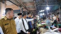 mentan-pastikan-beras-sphp-terus-digelontorkan,-harga-pangan-terkendali mentan-pastikan-beras-sphp-terus-digelontorkan,-harga-pangan-terkendali