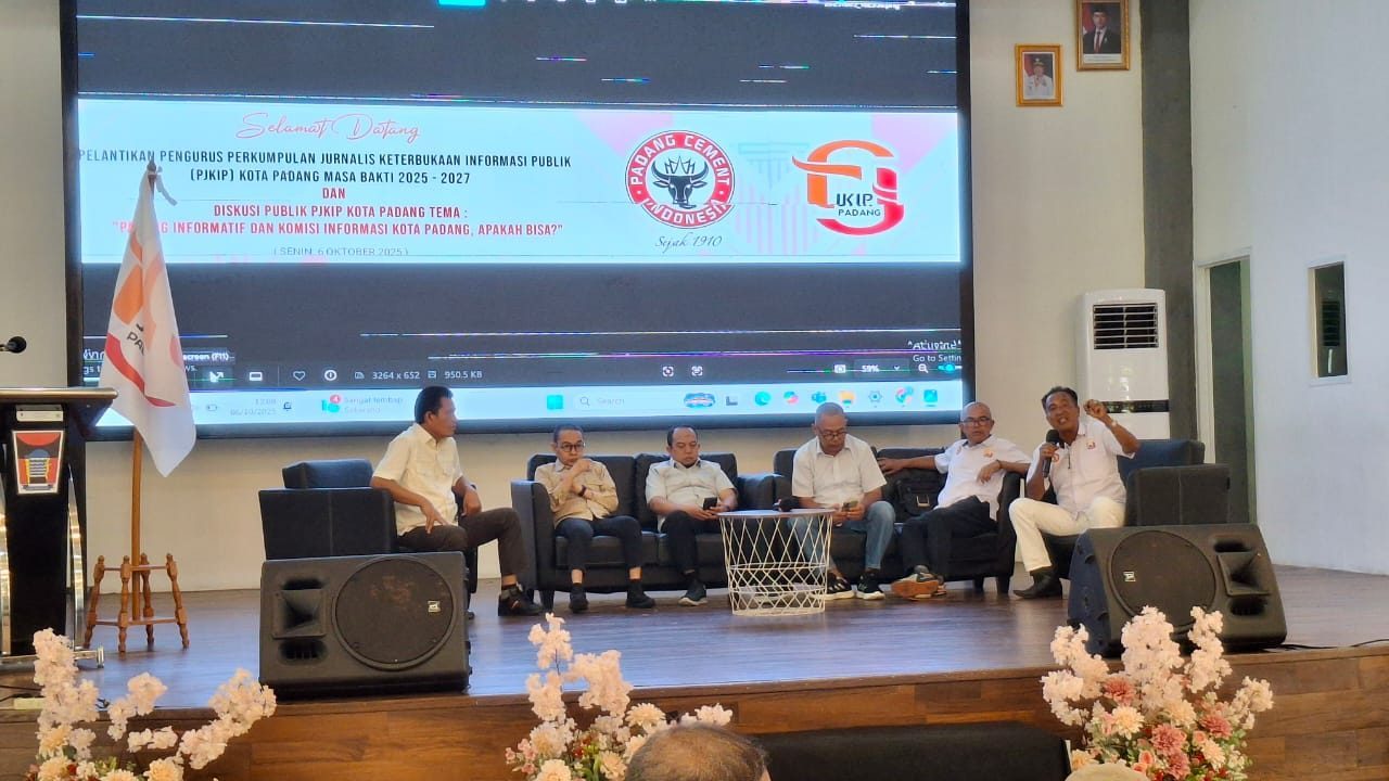 menuju-kota-informatif,-padang-didorong-segera-bentuk-komisi-informasi menuju-kota-informatif,-padang-didorong-segera-bentuk-komisi-informasi