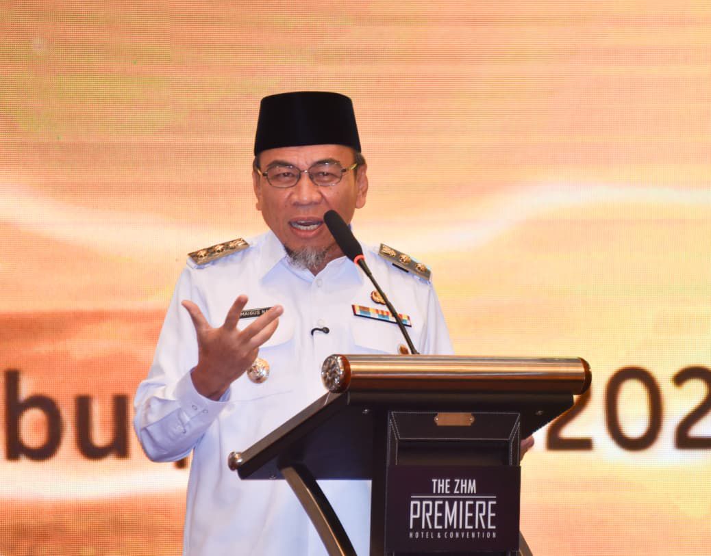 wawako-apresiasi-lulusan-smk-–-smak-padang-angkatan-ke-–-57-menjadi-generasi-berahlak-mulia