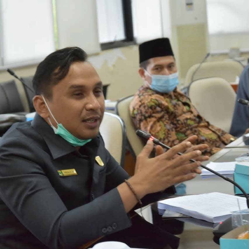 firdaus-minta-pemerintah-hadir-dengan-solusi-ekonomi,-bukan-sekadar-penindakan firdaus-minta-pemerintah-hadir-dengan-solusi-ekonomi,-bukan-sekadar-penindakan