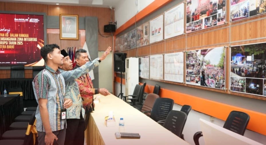 survei-kemenpan-rb-di-kpu-sumbar:-inovasi-digital-jadi-bukti-komitmen-anti-korupsi-dan-pelayanan-bersih