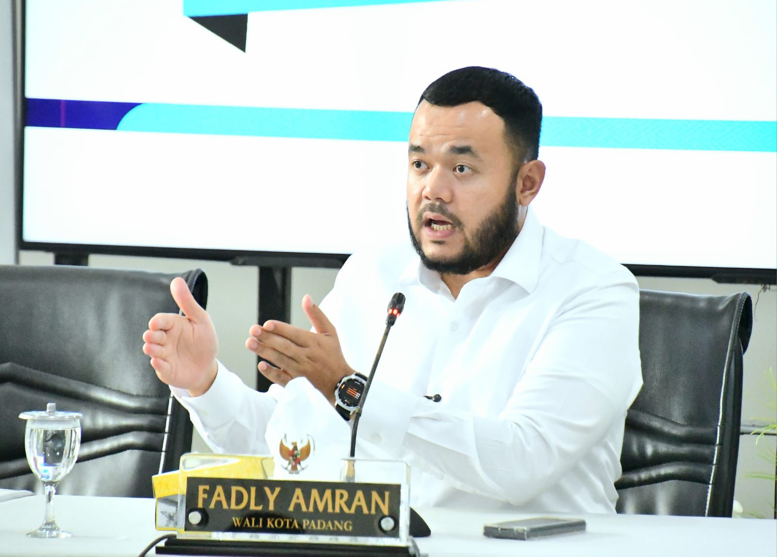 menuju-adipura-pemko-padang-berbenah-di-berbagai-sektor menuju-adipura-pemko-padang-berbenah-di-berbagai-sektor