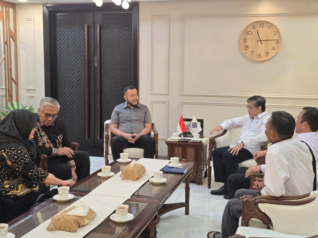 peluang-kerja-ke-jerman-walikota-temui-menteri-tenaga-kerja-ri