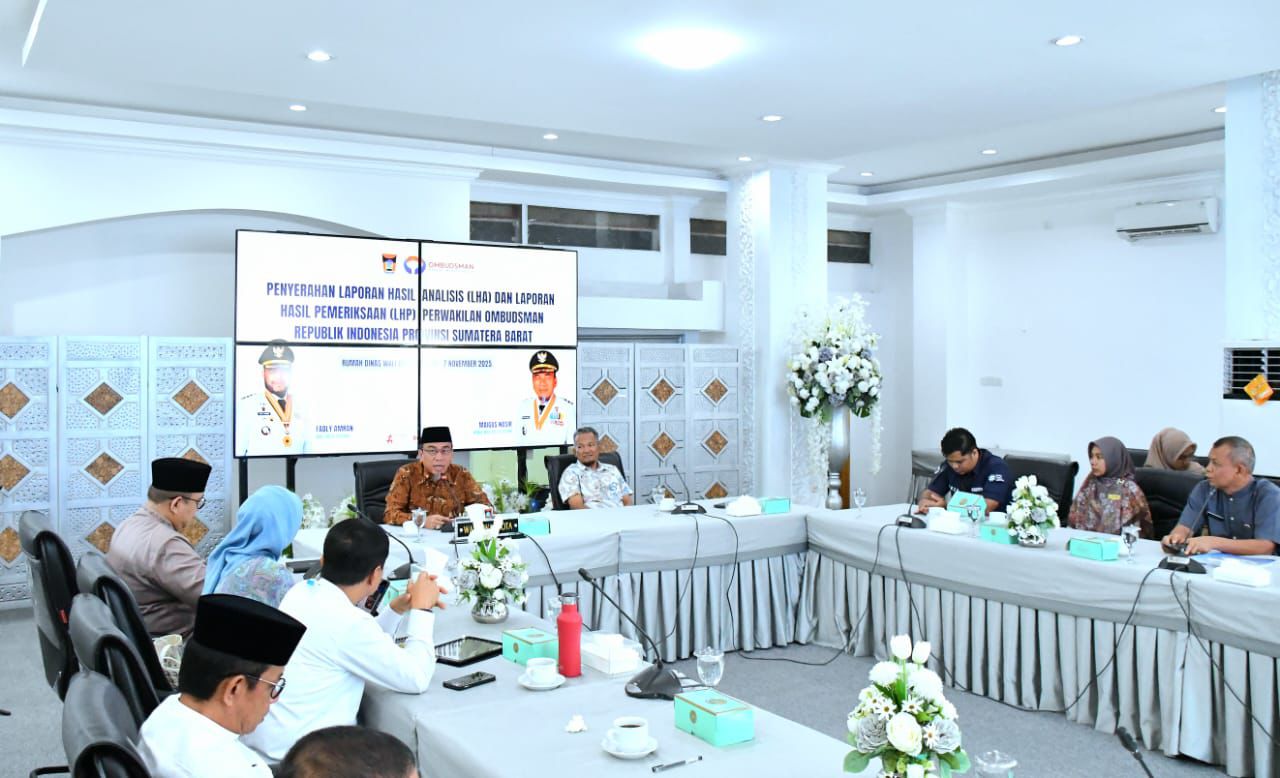 pemko-padang-terima-lha-dan-lhp-dari-ombudsman-ri-perwakilan-sumbar