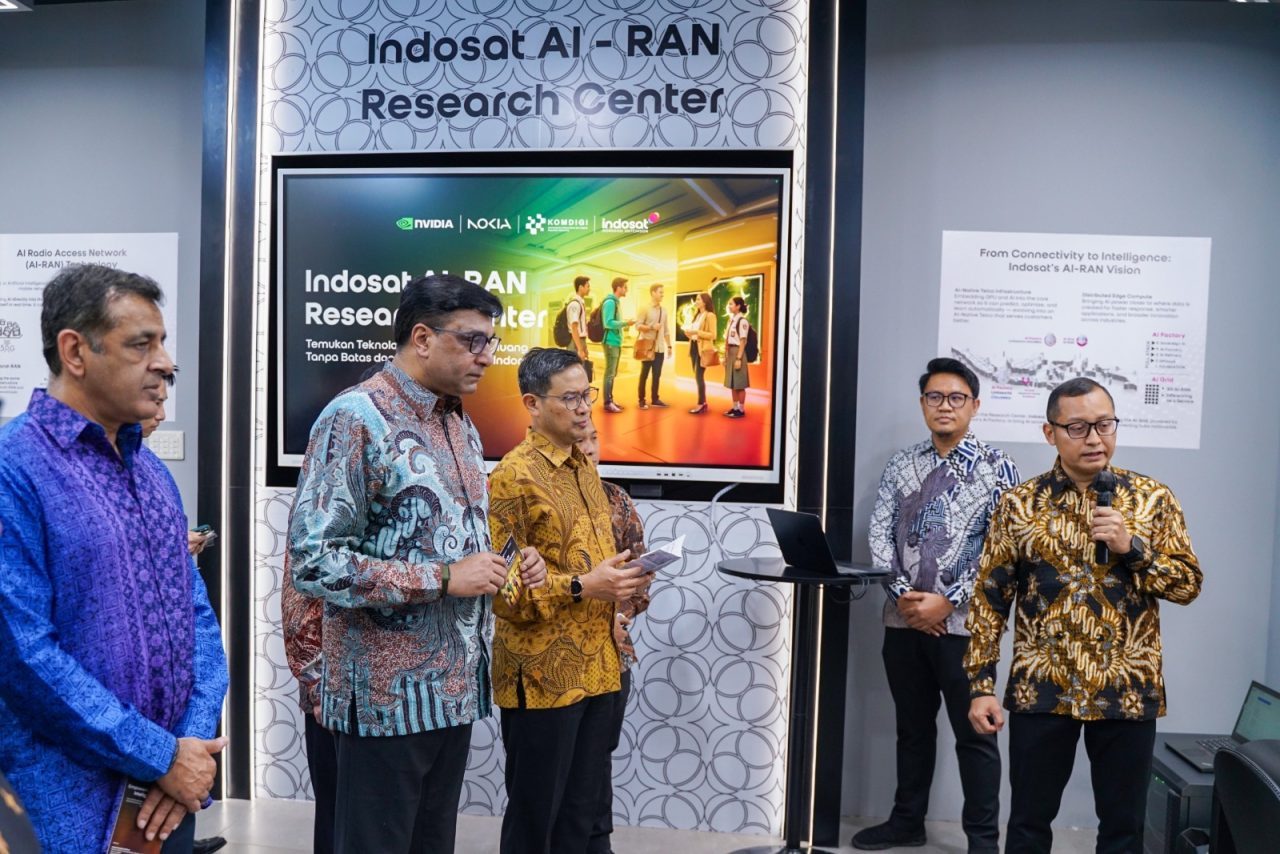 dorong-inovasi-mobile-ai-dan-pertumbuhan-digital-indonesia,-indosat,-nokia-dan-nvidia-resmikan-ai-ran-research-center