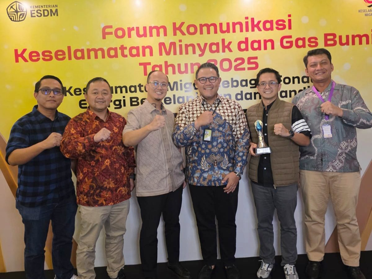 pertamina-patra-niaga-regional-sumbagut-raih-dua-penghargaan-keselamatan-migas-2025