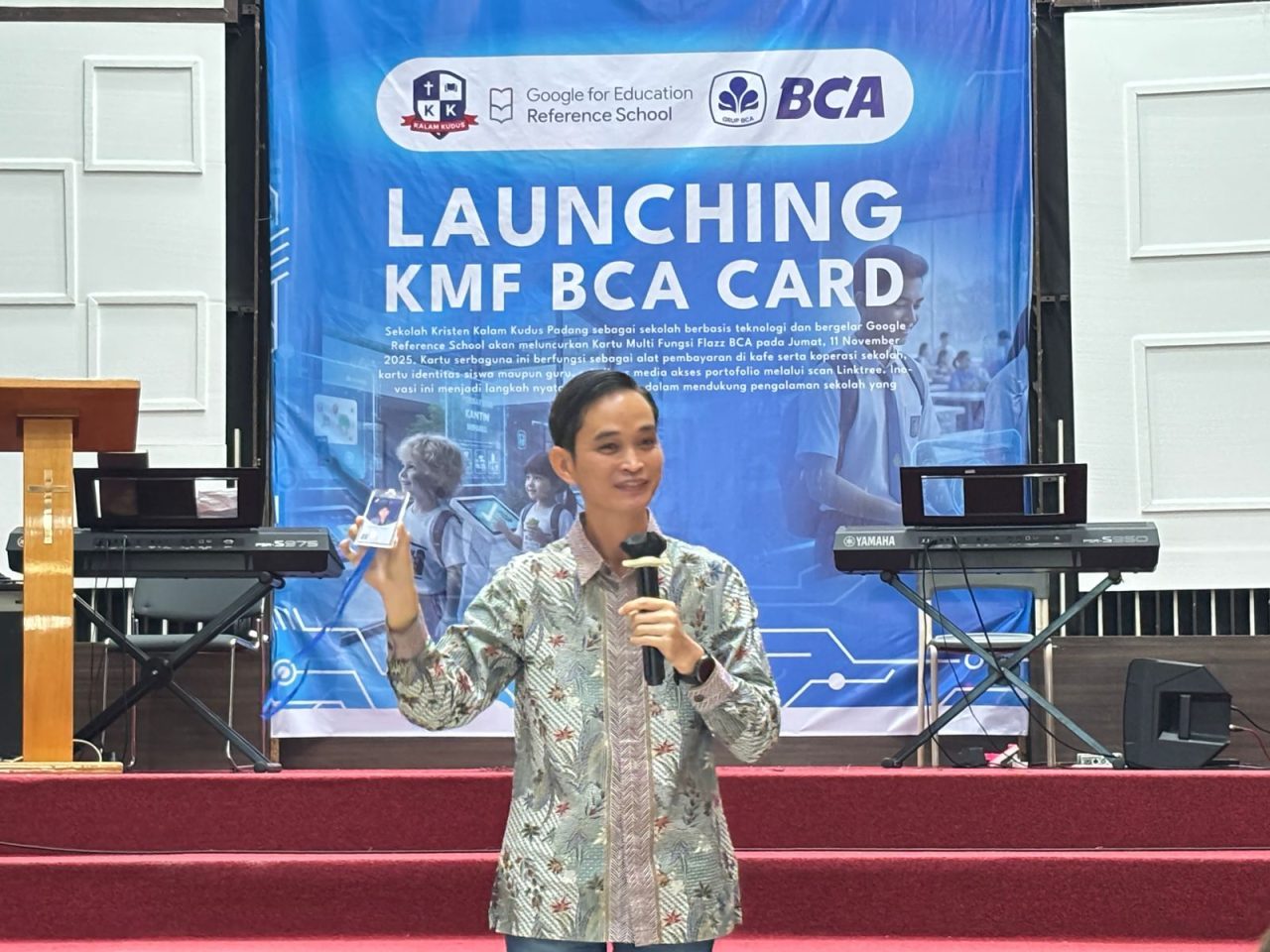 gandeng-bca,-skkk-padang-luncurkan-kartu-siswa-multi-fungsi-yang-pertama-di-sumbar