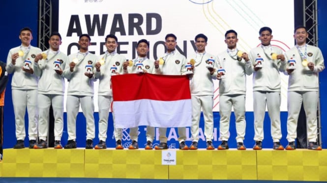 tim-bulu-tangkis-indonesia-sabet-emas-sea-games,-tumbangkan-malaysia