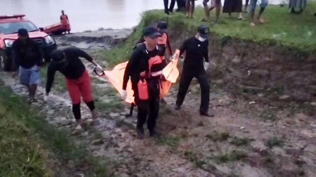 tiga-hari-pencarian,-korban-hanyut-di-sungai-batang-anai-berhasil-ditemukan-dalam-kondisi-tak-bernyawa