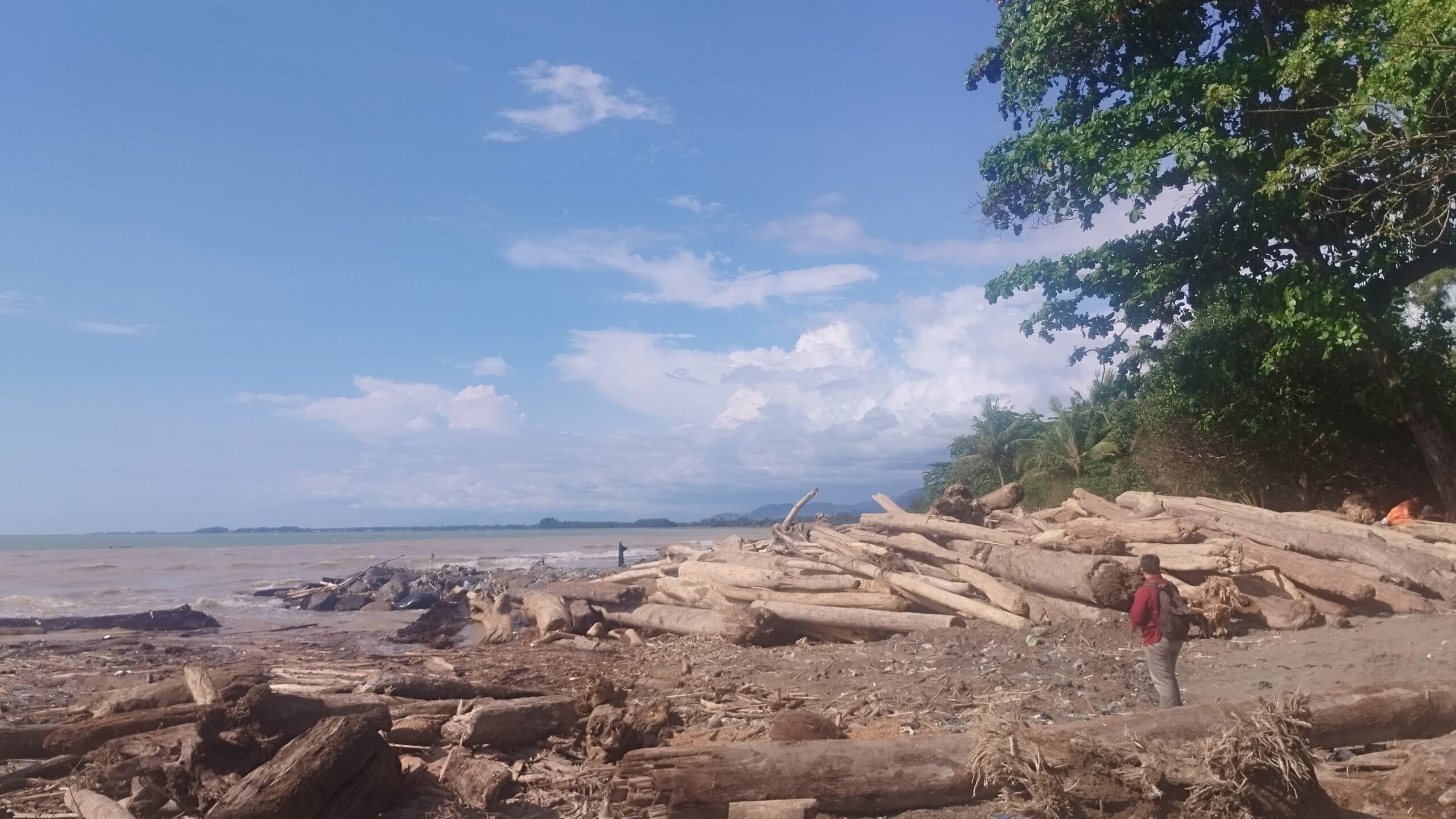 sumbar-siapkan-relokasi-korban-bencana,-lahan-negara-jadi-prioritas