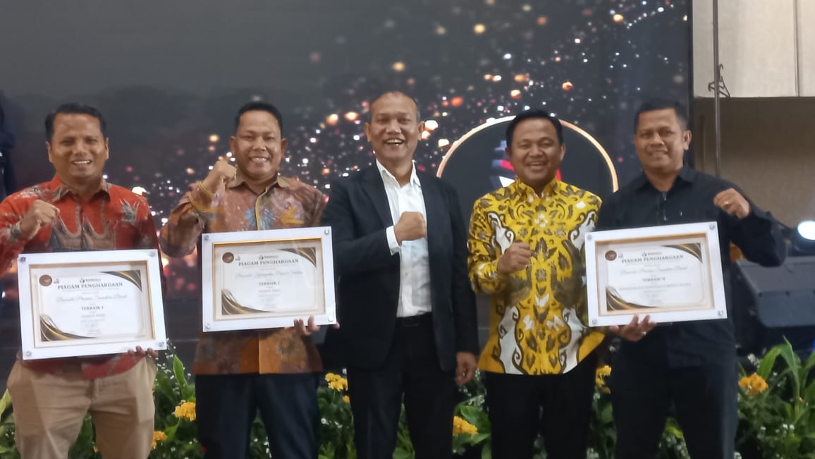 bawaslu-pesisir-selatan-raih-penghargaan-kehumasan,-buktikan-kinerja-positif bawaslu-pesisir-selatan-raih-penghargaan-kehumasan,-buktikan-kinerja-positif