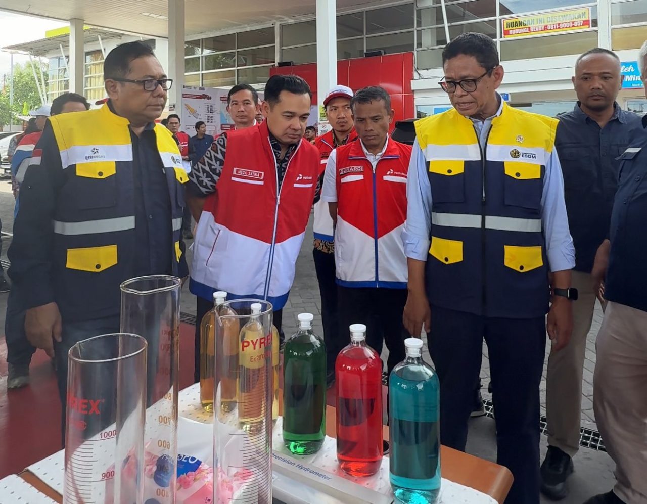 pertamina-siagakan-satgas-nataru-di-sumbar:-stok-bbm,-lpg-dipastikan-aman pertamina-siagakan-satgas-nataru-di-sumbar:-stok-bbm,-lpg-dipastikan-aman