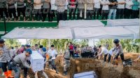 enam-lagi-jenazah-korban-banjir-bandang-di-agam-dimakamkan-secara-massal