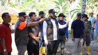wali-kota-padang-tinjau-langsung-pemulihan-banjir,-terima-bantuan-dari-kudus-untuk-warga
