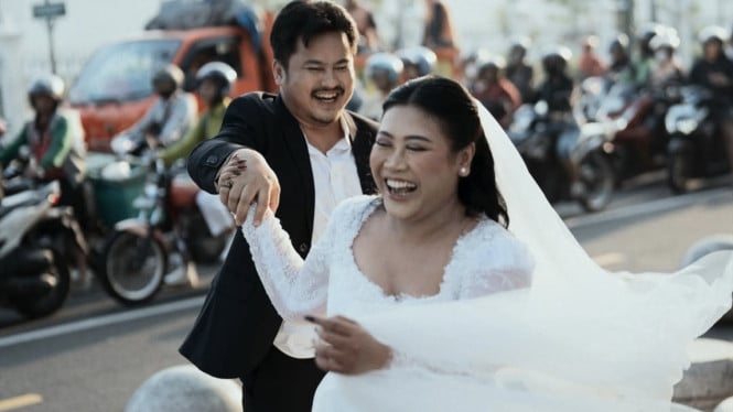 suami-boiyen-buka-suara,-bantah-keras-tudingan-penipuan-investasi suami-boiyen-buka-suara,-bantah-keras-tudingan-penipuan-investasi