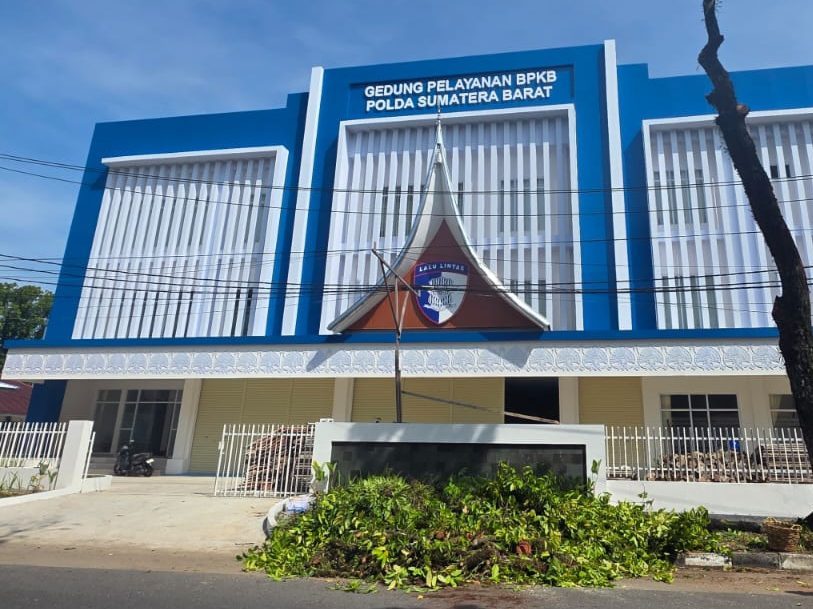 mulai-19-januari,-pelayanan-bpkb-polda-sumbar-tempati-gedung-baru mulai-19-januari,-pelayanan-bpkb-polda-sumbar-tempati-gedung-baru