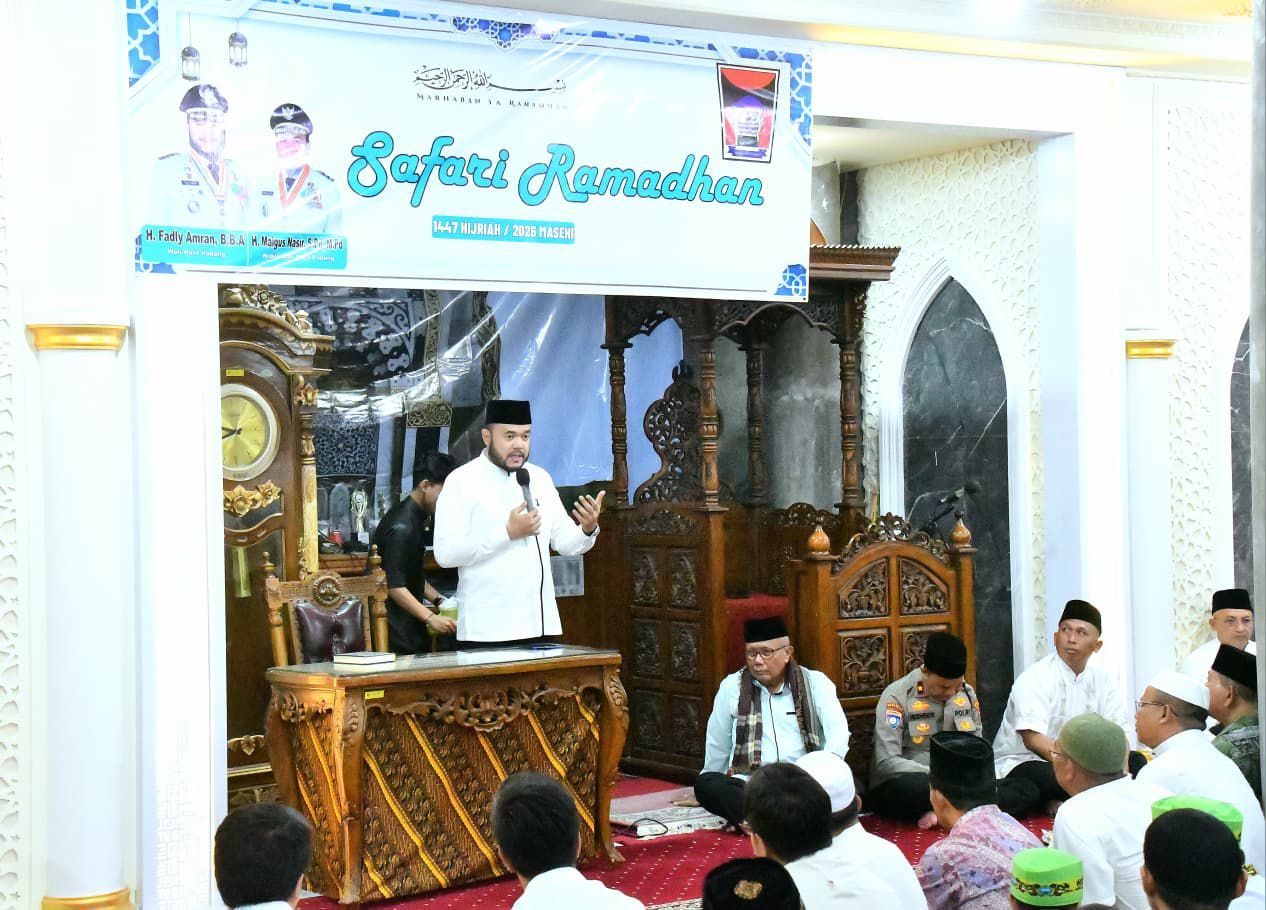 fadly-amran:-tembus-75-persen,-puluhan-ribu-siswa-sd-smp-di-padang-ramaikan-subuh-mubarakah