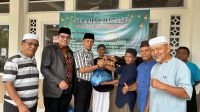 wakil-walikota-payakumbuh-serahkan-puluhan-paket-sembako-untuk-fakir-miskin-dan-duafa-jamaah-masjid-baiturrahmah