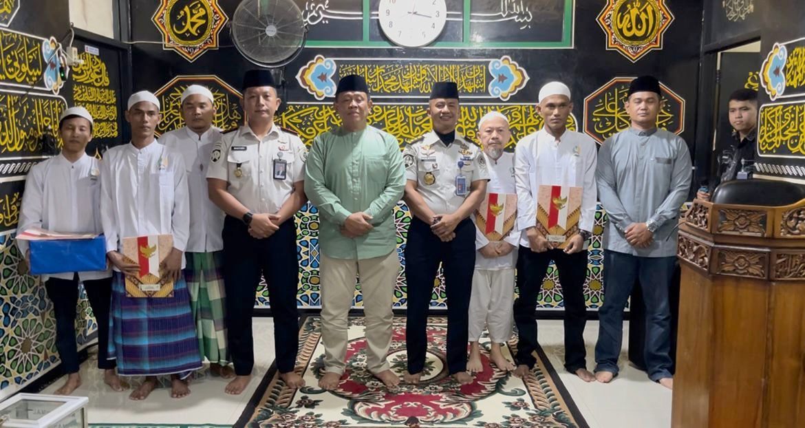 lebaran-di-balik-jeruji:-198-warga-binaan-rutan-padang-terima-remisi-khusus-idul-fitri