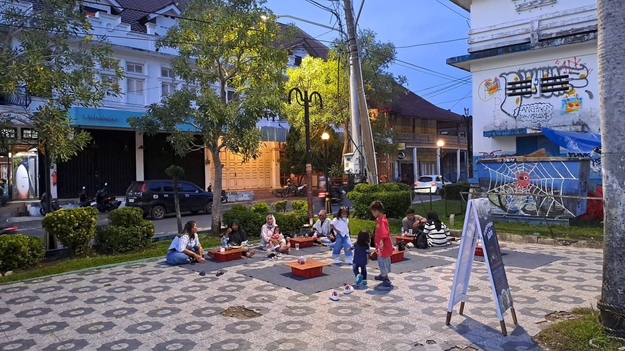 libur-lebaran-1447-h:-menikmati-nuansa-“tempo-doeloe”-di-jantung-kota-tua-padang libur-lebaran-1447-h:-menikmati-nuansa-“tempo-doeloe”-di-jantung-kota-tua-padang
