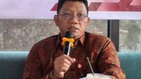 ojk-cabut-izin-bpr-pembangunan-nagari-agam,-roni-nazra:-dana-nasabah-dijamin-lps!