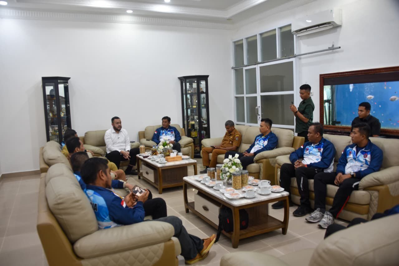 wali-kota-padang-lepas-kontingen-karate-forki-ke-ajang-internasional-di-malaysia wali-kota-padang-lepas-kontingen-karate-forki-ke-ajang-internasional-di-malaysia