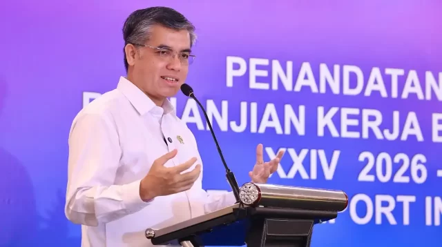 menaker-tekankan-pengawalan-pkb-freeport-demi-implementasi-efektif