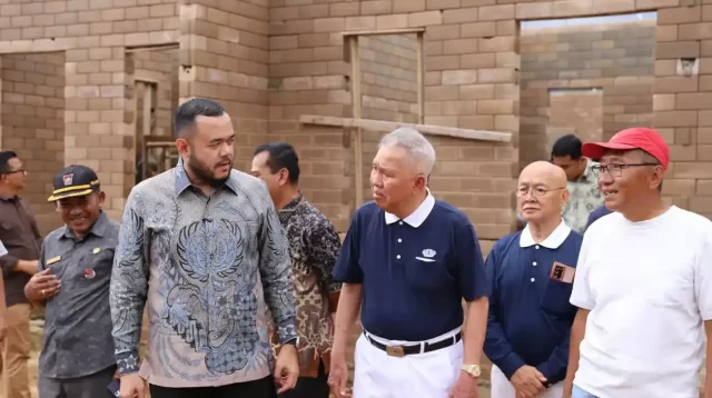 wali-kota-padang-percepat-pembangunan-huntap-warga-terdampak