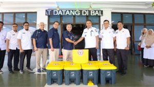 pemko-pariaman-terima-bantuan-tong-sampah-terpilah-untuk-pemanfaatan-sampah