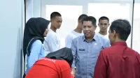 sekda-agam-lepas-enam-calon-paskibraka-ke-seleksi-provinsi