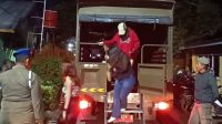 sisir-sejumlah-kafe-karaoke-di-padang,-14-pemandu-lagu-terjaring-razia-satpol-pp