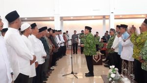 maigus-nasir-lantik-pengurus-ranting-dmi-se-kota-padang-di-palanta-wali-kota