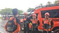 seorang-anak-hanyut-di-muara-pantai-buayo-putiah-surantiah,-tim-sar-lakukan-pencarian