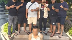air-susu-dibalas-tuba:-pria-di-padang-tega-gasak-emas-dan-uang-ibu-kandung-saat-korban-salat-subuh