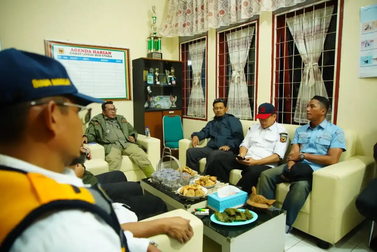 bupati-tanah-datar-tetapkan-tanggap-darurat-bencana-14-hari