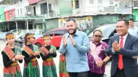 wali-kota-padang-apresiasi-kontribusi-hkbp-di-usia-75-tahun